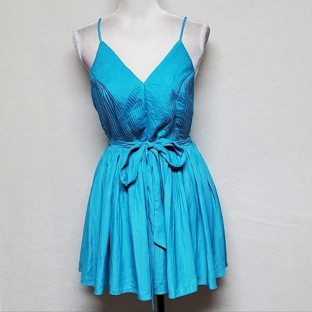 DO+BE Aqua Blue Pleated Deep V-neck Racerback Backless Tie-Waist Wide Leg Romper - Picture 2 of 15